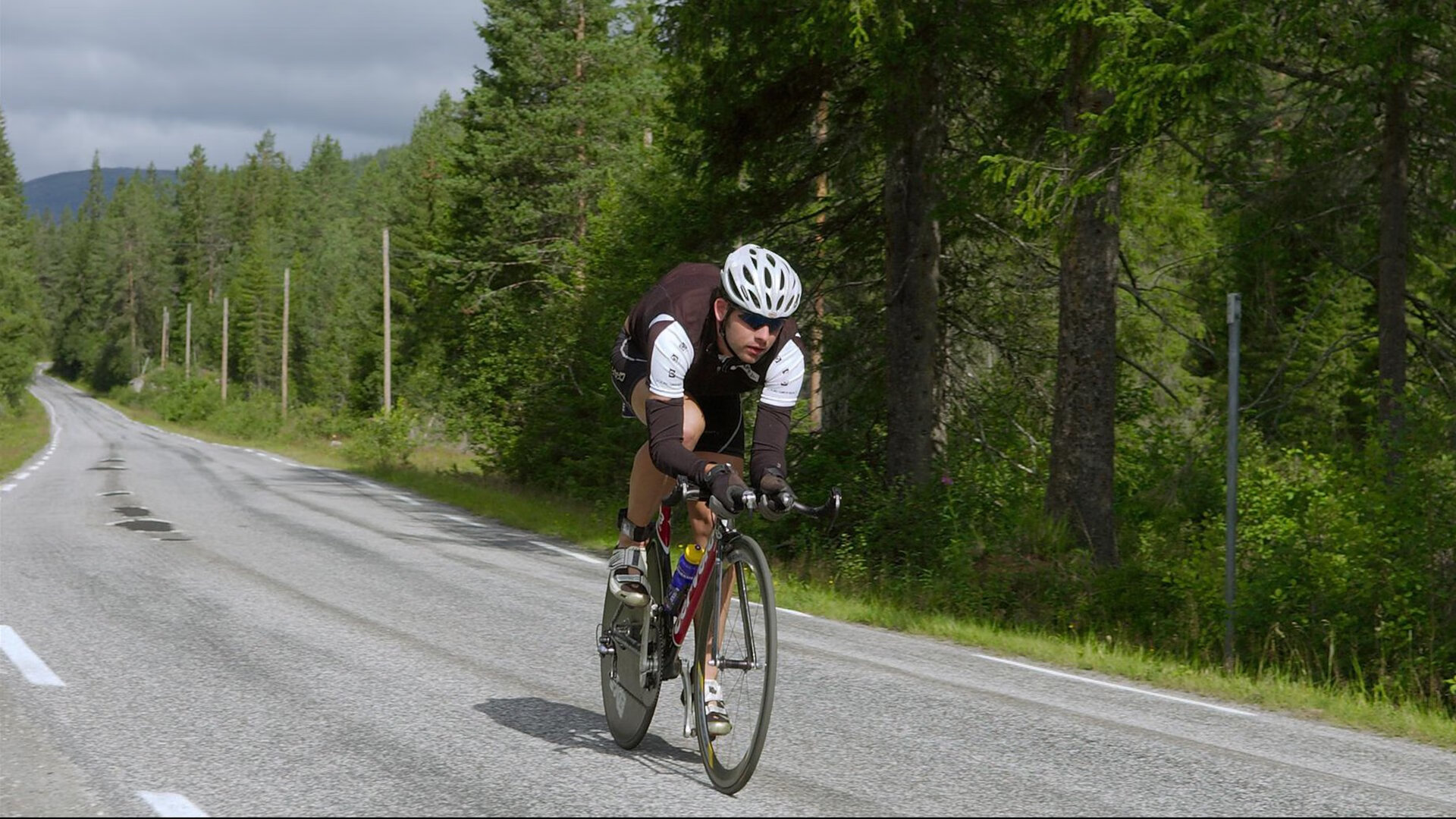 -斯洛伐克男篮在欧洲预赛中奋勇争先，接近奥运